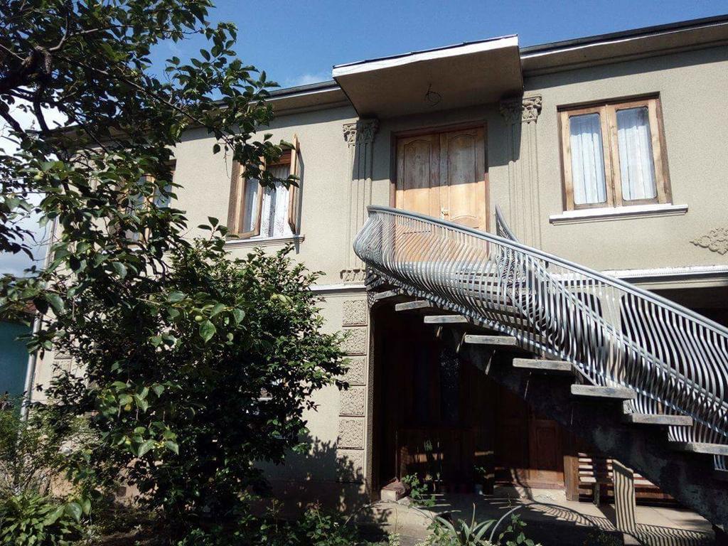 Savanna House Jvari Extérieur photo